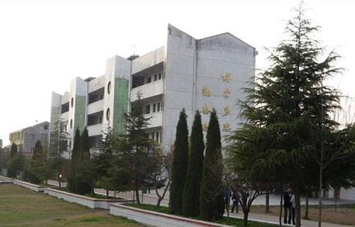 三臺縣建設鎮(zhèn)初級中學校