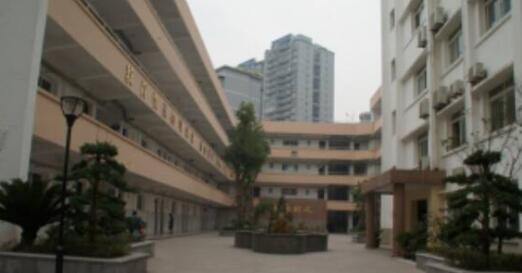 重慶松樹橋中學(xué)怎么樣、好不好