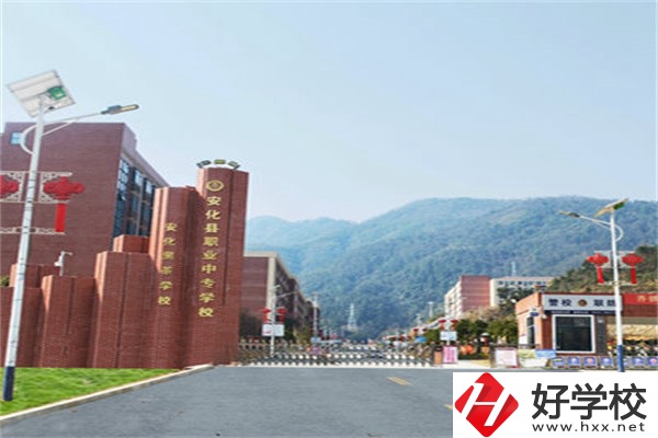湖南有特色專業(yè)的中專有哪幾所？特色在哪里？
