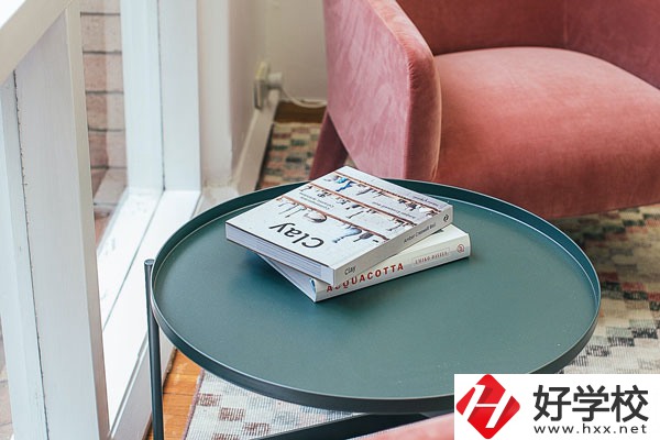 懷化啟航衛(wèi)生學(xué)校護(hù)理專業(yè)好不好？學(xué)費(fèi)貴嗎？
