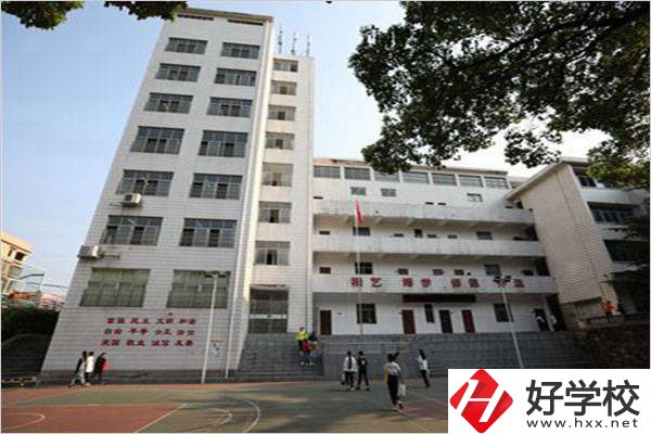 衡陽藝術(shù)學(xué)校的學(xué)費(fèi)需要多少？有沒有優(yōu)惠？