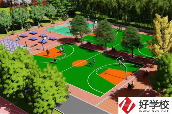 湘潭湘鋼高級(jí)技工學(xué)校有多少學(xué)生？招生規(guī)模如何？