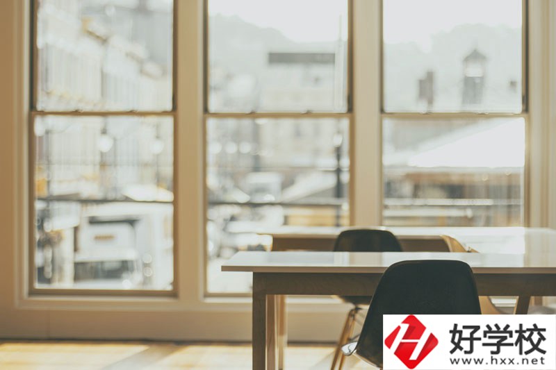 長沙學(xué)幼師專業(yè)的中職學(xué)校有哪些？