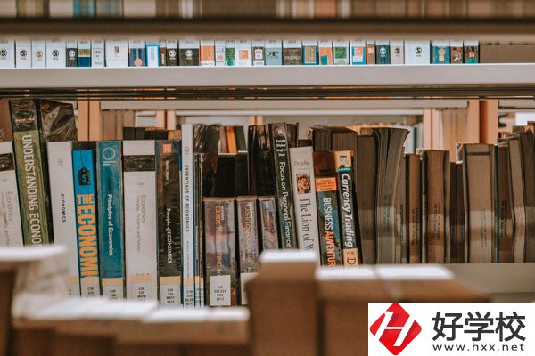 懷化市工業(yè)中等專業(yè)學(xué)校好不好？宿舍怎么樣？