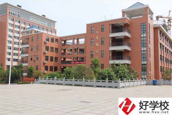 郴州排名前三的中專是哪幾所？有什么辦學(xué)優(yōu)勢(shì)？