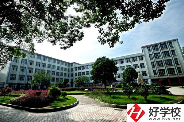 中南工業(yè)學(xué)校有什么辦學(xué)優(yōu)勢？值得報考嗎？