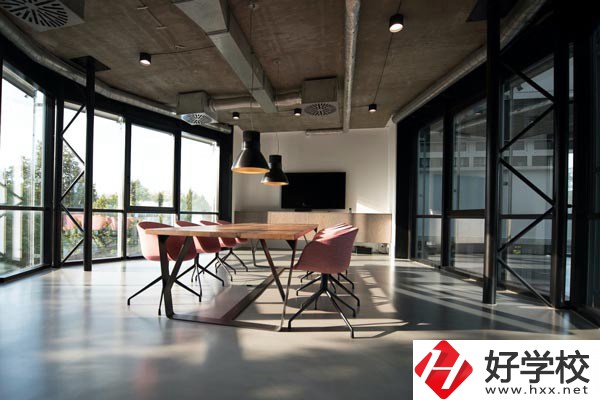 湖南育才技工學(xué)校設(shè)有哪些專業(yè)？就業(yè)方向如何？