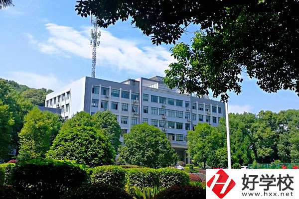 邵陽(yáng)市高級(jí)技工學(xué)校有什么辦學(xué)優(yōu)勢(shì)？