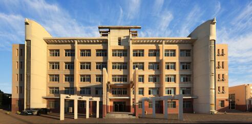 天津市建筑工程學(xué)校有“3+2”專業(yè)嗎？畢業(yè)出來是什么學(xué)歷？