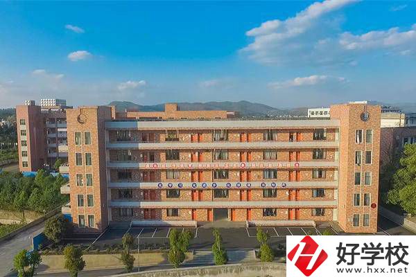 邵陽學(xué)幼兒保育專業(yè)推薦哪些學(xué)校？學(xué)費貴嗎？