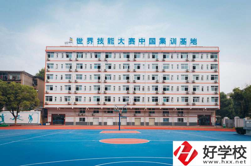 長沙建筑工程學校值不值得報考？從三個方面進行分析