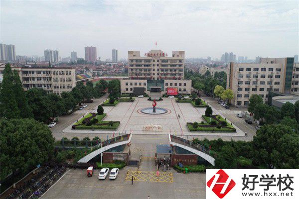 在湖南學UI可推薦哪些中職？學校就業(yè)如何？