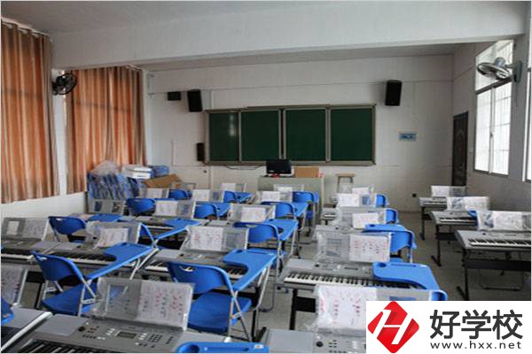 懷化的麻陽職中有什么專業(yè)？可以升學嗎？