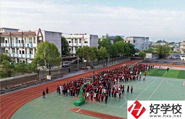 龍山縣第一職業(yè)中學有哪些重點專業(yè)？容易就業(yè)嗎？