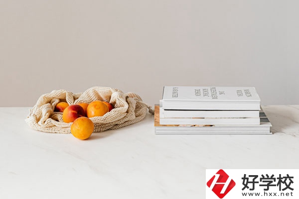 懷化啟航衛(wèi)生學(xué)校辦學(xué)地址在哪兒？