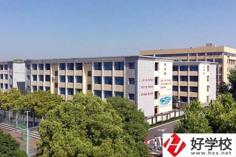 平江縣職業(yè)技術學校有哪些專業(yè)？推薦這個專業(yè)！