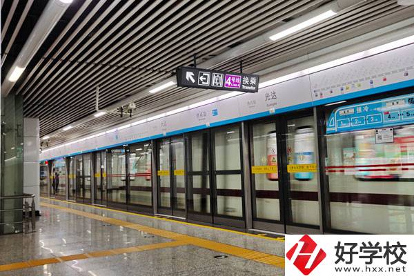 湖南省體育運動學校怎么樣？是中專嗎？