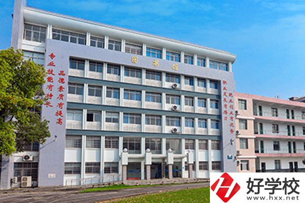 株洲人工智能職業(yè)技術(shù)學(xué)校設(shè)備怎樣？有什么辦學(xué)特色？