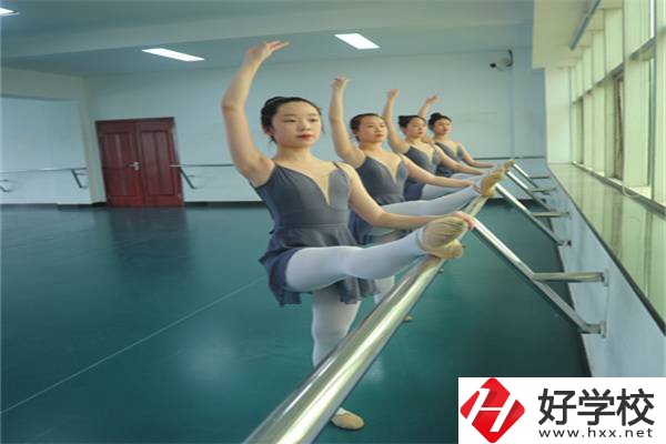 湖南有哪些藝校值得推薦？藝術(shù)專業(yè)好就業(yè)嗎？