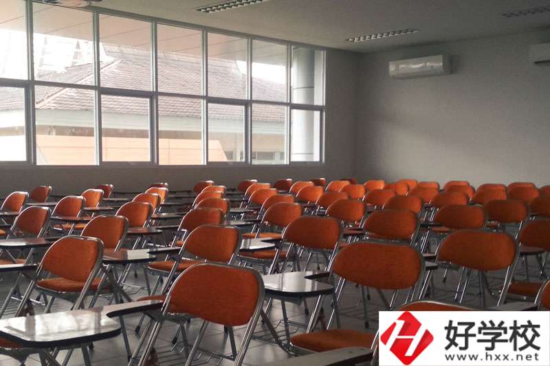 岳陽富岳科技職業(yè)學(xué)校怎么樣？環(huán)境如何？