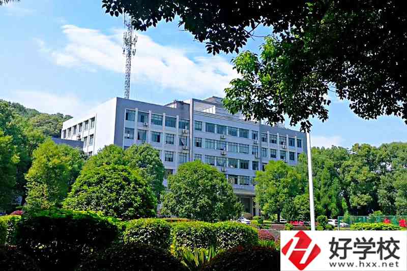 邵陽市機(jī)電職業(yè)技術(shù)學(xué)校怎么樣？適合就讀嗎？