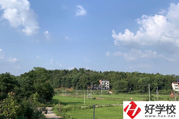 南縣職業(yè)中等專業(yè)學(xué)校怎么樣？值得報(bào)考嗎？