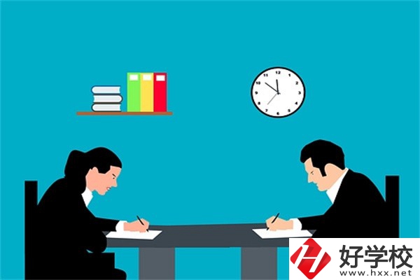 湖南職高高考班和普通班有什么區(qū)別？高考班學什么？