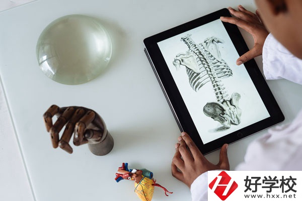 湖南醫(yī)藥中等專業(yè)學(xué)校怎么樣？宿舍好不好？