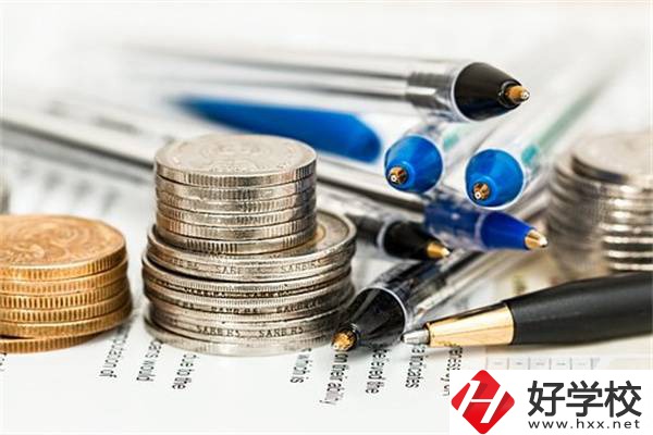 湖南初中畢業(yè)讀五年制大專學(xué)什么專業(yè)好？讀了有用嗎？