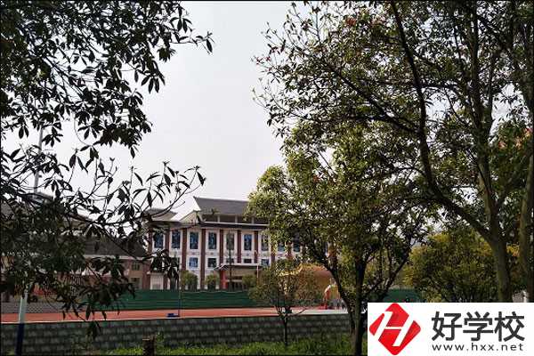 邵陽電商中專有哪些？管理如何？