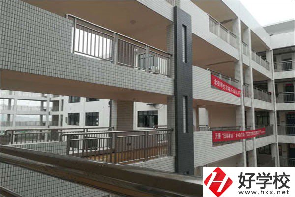 衡東縣職業(yè)中專怎么樣？學校地址在哪？