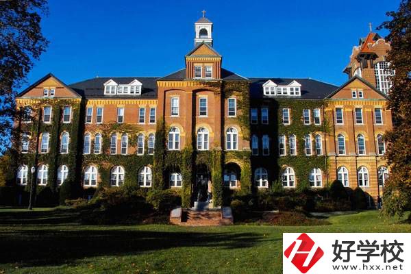 張家界哪些職校開設(shè)了旅游類專業(yè)？就業(yè)前景怎么樣？