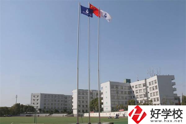 湖南的高中包括職高嗎？有優(yōu)質(zhì)職高可以推薦嗎？