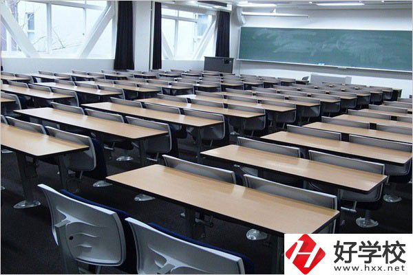懷化有哪些公辦中專？可以學(xué)什么特色專業(yè)？