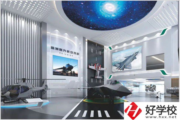 株洲南方航空技校招初中生嗎？學(xué)制幾年？