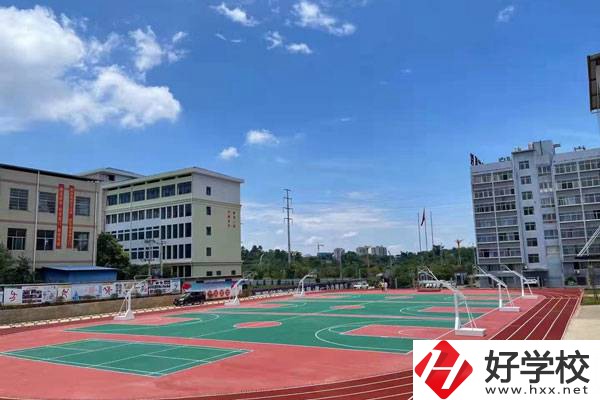 永州九嶷工業(yè)學(xué)校是公辦還是民辦？有哪些特色？