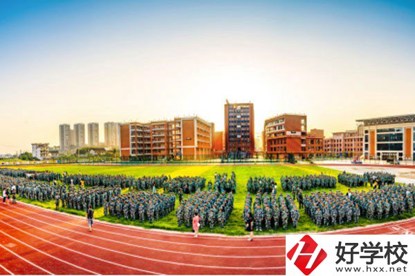 新化縣楚怡工業(yè)學(xué)校有升學(xué)班嗎？升學(xué)率是多少？