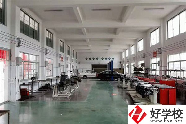 婁底市最好的公辦中專是哪所？有什么辦學(xué)特色？