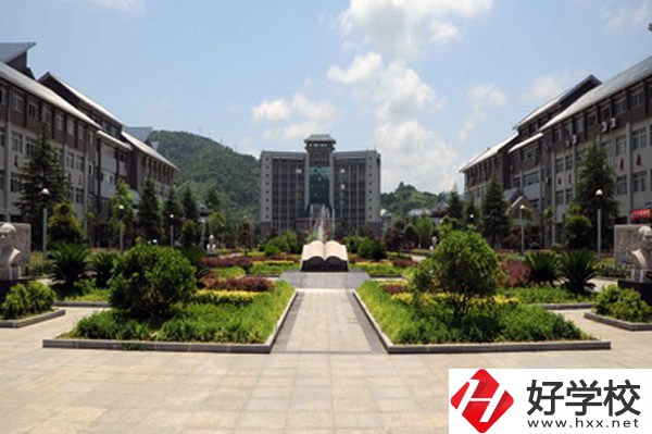 湘西州經(jīng)濟(jì)貿(mào)易學(xué)校好嗎？有什么辦學(xué)特色？