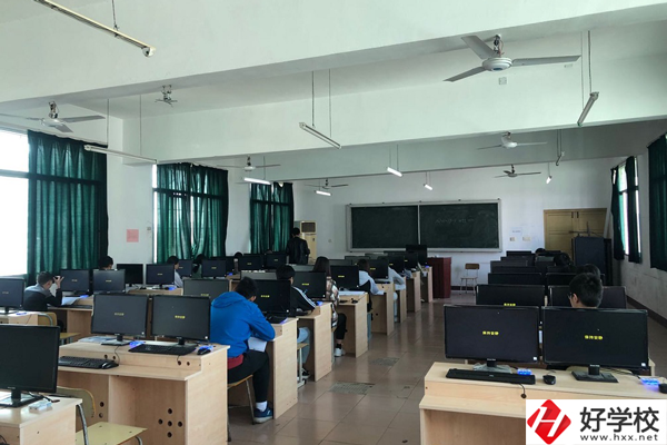 株洲鐵路機(jī)電職業(yè)技術(shù)學(xué)校值得選嗎？