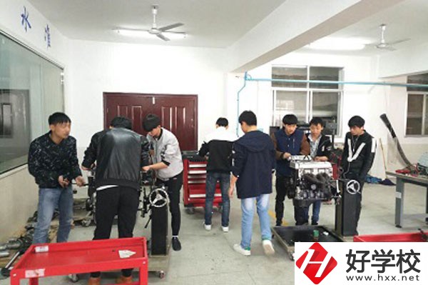 炎陵縣職業(yè)技術(shù)學(xué)校有哪些招生專業(yè)？