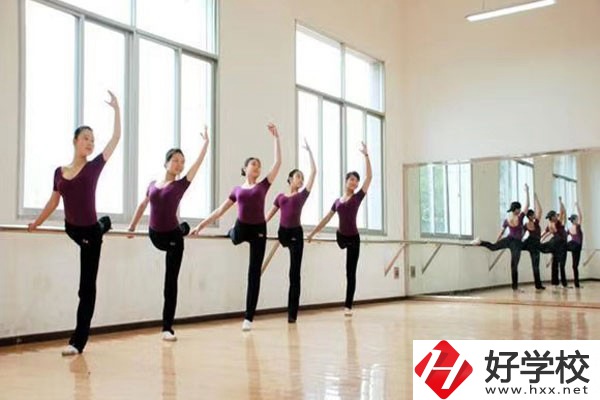 衡陽市信息網(wǎng)絡(luò)工程學(xué)校是公辦的嗎？辦學(xué)特色是什么？