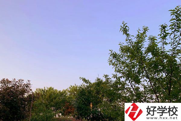 邵陽機(jī)電職業(yè)技術(shù)學(xué)校汽車檢測(cè)與維修專業(yè)適合就讀嗎？