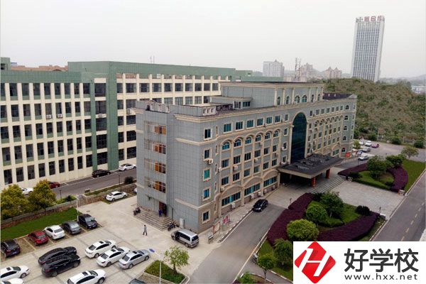 婁底有幾所技校？哪一所好些？