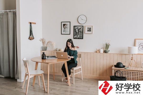 常寧市職業(yè)中等專業(yè)學(xué)校是公辦的嗎？專業(yè)好不好？