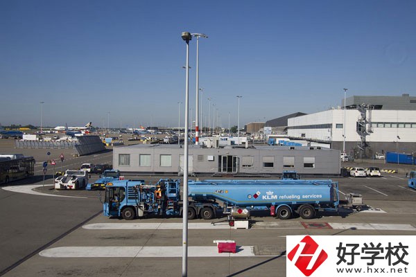 湖南華航鐵路科技技工學(xué)校校園管理如何？