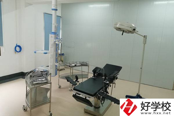衡陽哪所職高有口腔修復(fù)工藝專業(yè)？推薦就業(yè)機會嗎？