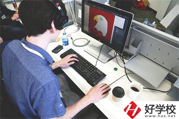 湖南初中生讀職校學什么專業(yè)比較好？哪個專業(yè)好考公？