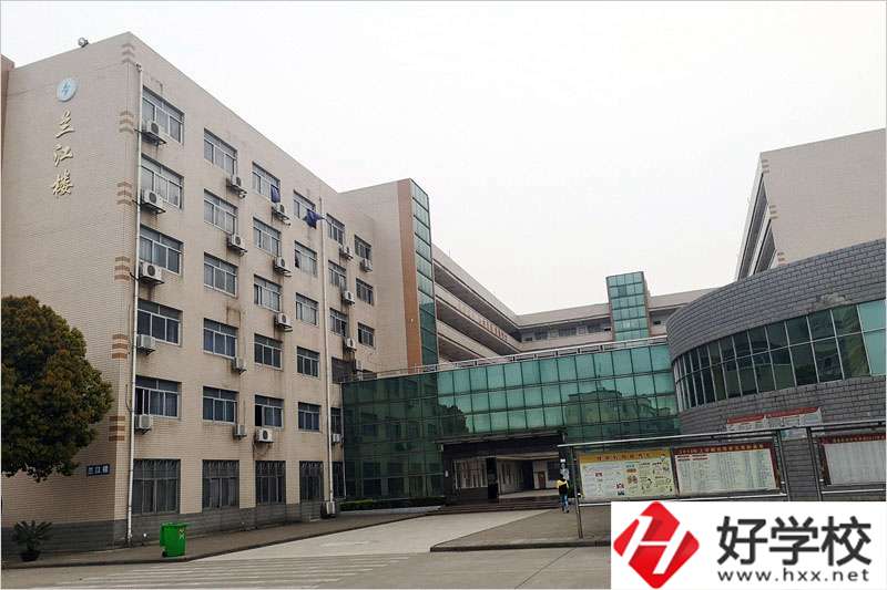 澧縣職業(yè)中專學(xué)校怎么樣？值得去讀嗎？