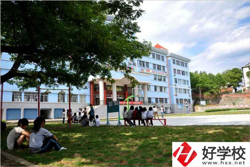 炎陵縣職業(yè)技術(shù)學校辦學條件好嗎？有何辦學特色？
